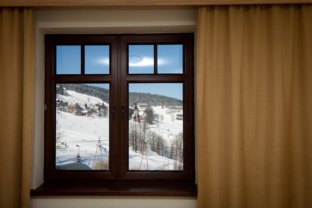 Hotel Absolwent Zieleniec  Pokoj fotografie